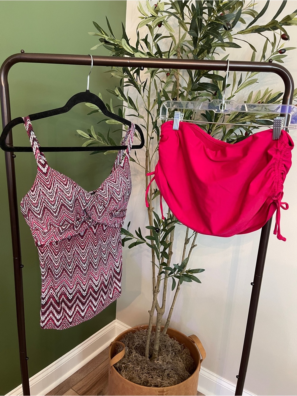 Island Escape Pink Patterned Tankini Top with Hot Pink Skirted Bottom